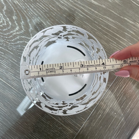 Bath & Body Works “Flower Toss” Floral 3 Wick Candle Holder - Picture 5 of 12